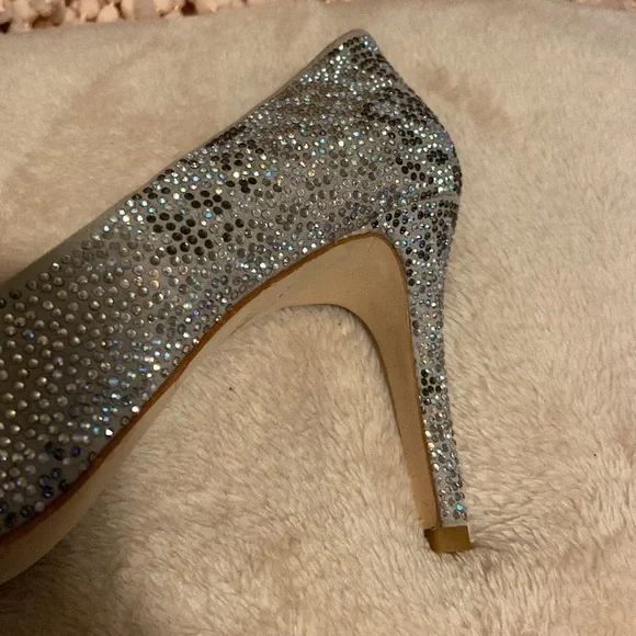 Antonio Melani Heels - Picture 6 of 6